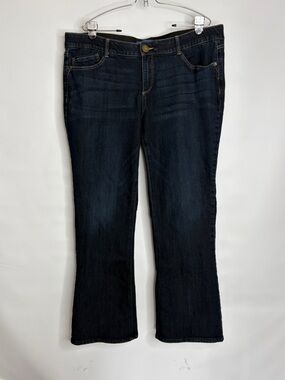 Democracy Women's Dark Indigo Bootcut Jeans size 20